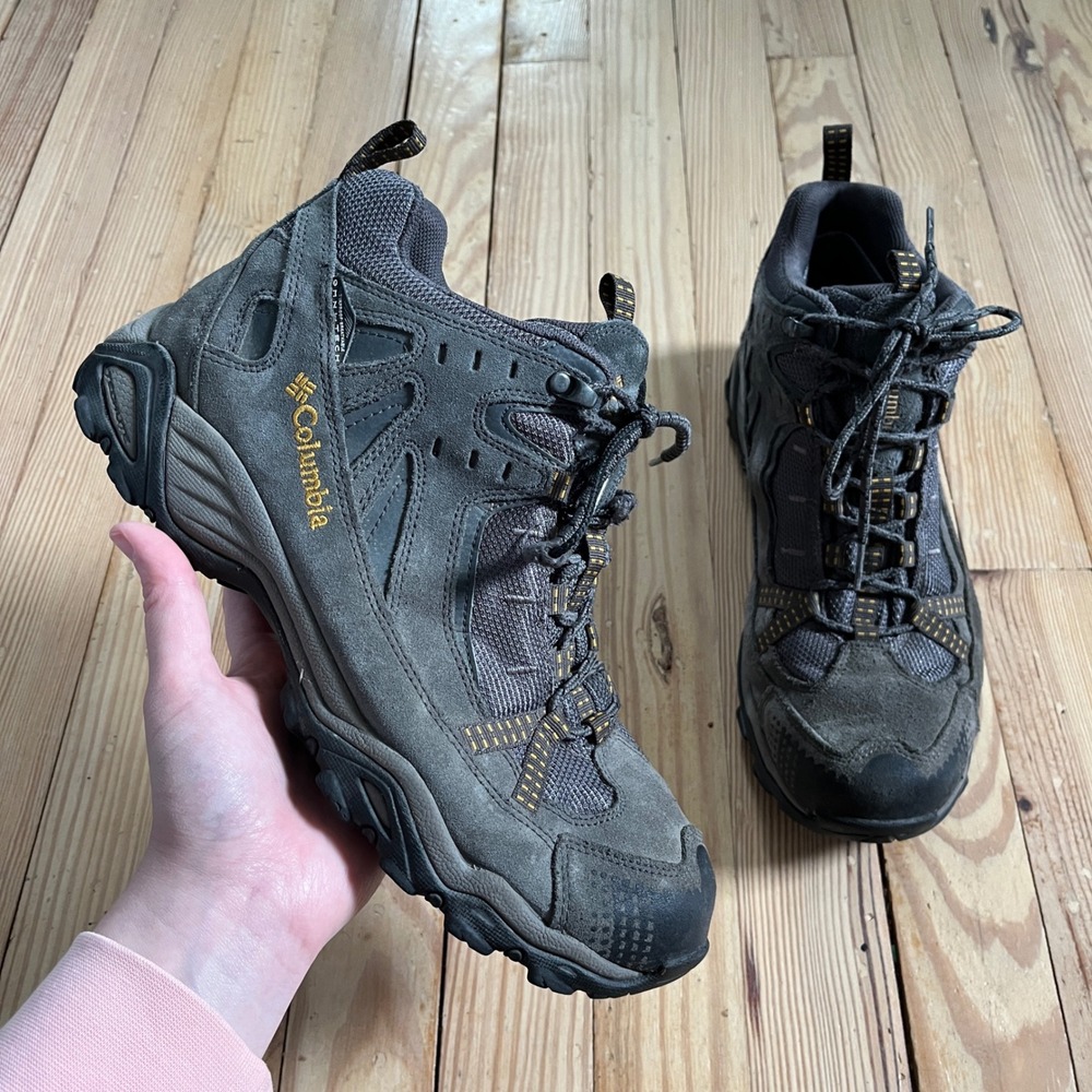 Columbia Newton Ridge Plus Hiking Boots Mens 9.5 Grey Waterproof Suede Trail